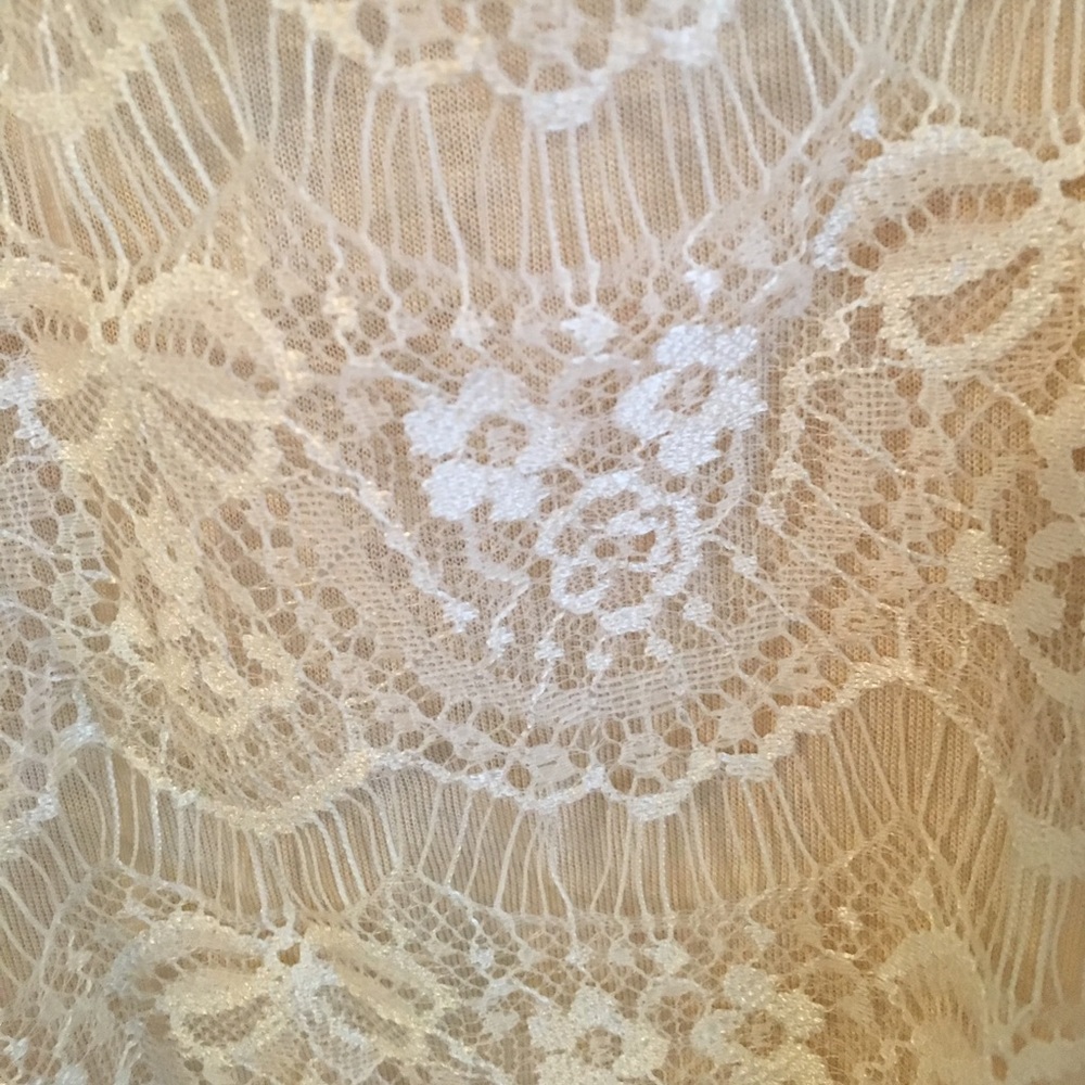 Lace dress. - Picture 3 of 3