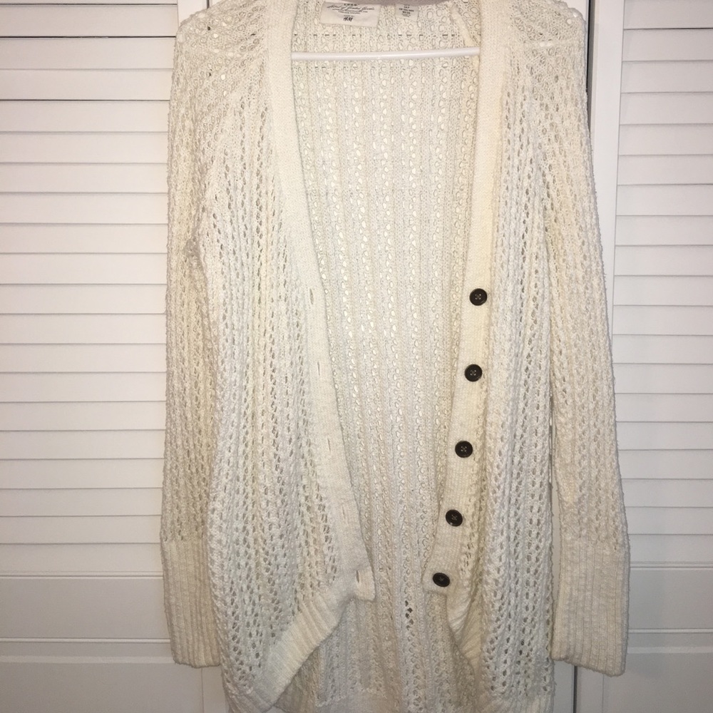 Knit cardigan.