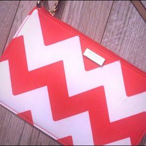 1 HR Sale🎉Kate Spade Wristlet