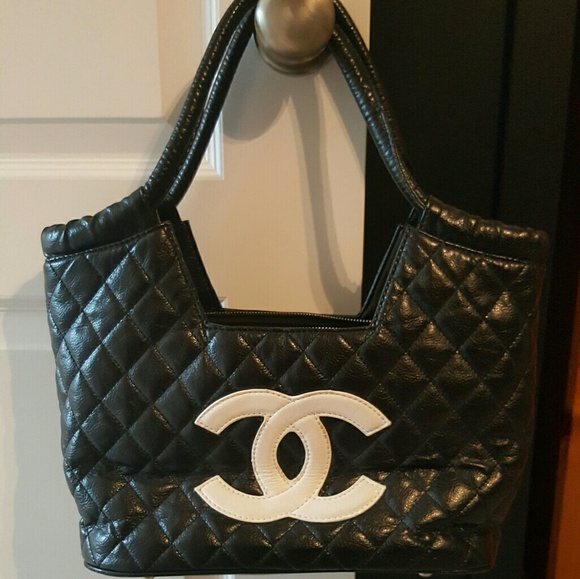 Is this real. Pls help - Picture 4 of 4