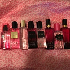 Victoria's Secret mist on sale for 1 hour