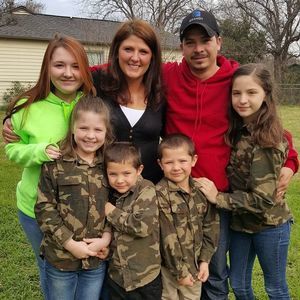 Meet your Posher, Joanie