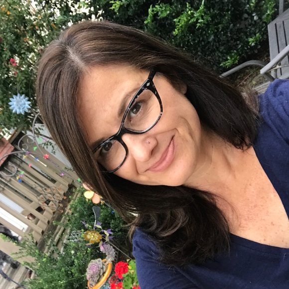 Meet Your Posher - Picture 8 of 8