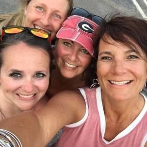 Meet your Posher, Lori