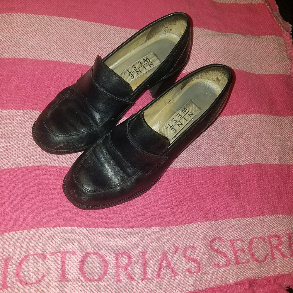 Black Nine West loafers