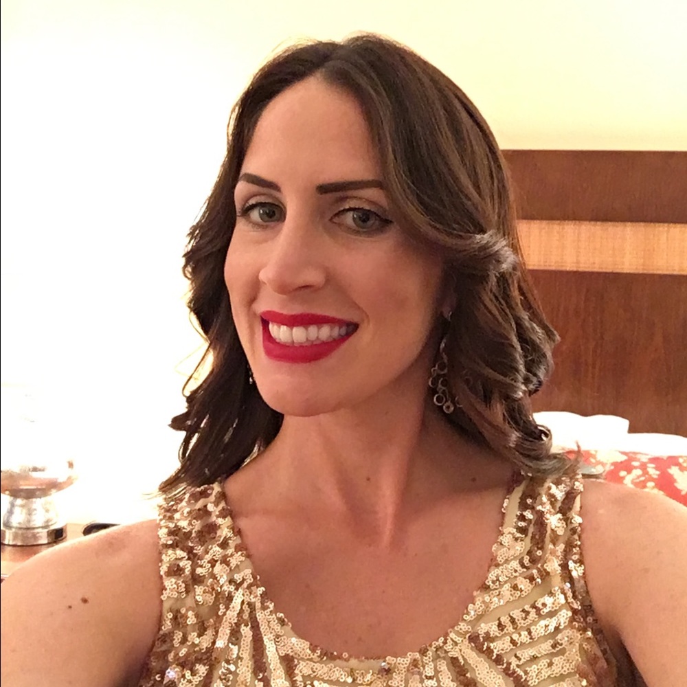 Meet your Posher, Lauren