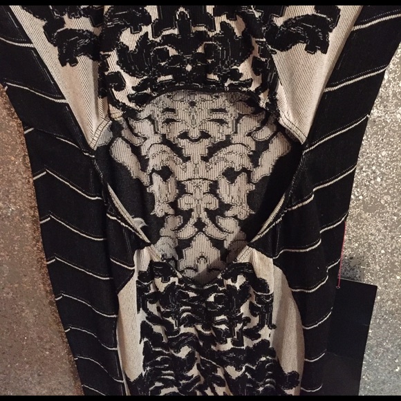 Bebe hourglass jacquard cut out dress - Picture 3 of 6