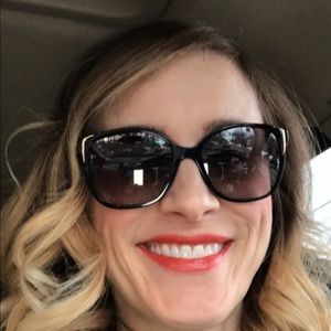 Meet your Posher, Jen