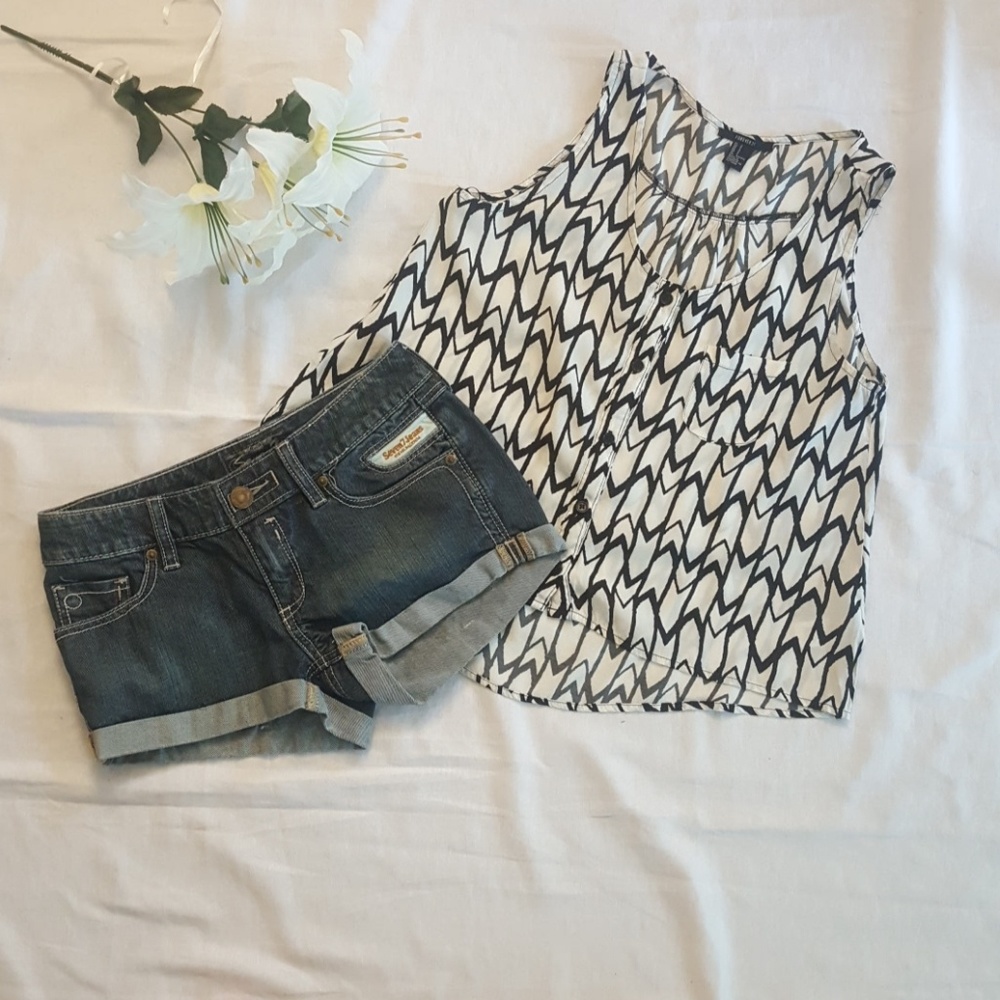 Seven Shorts + Black Ivory Sleeveless Top Set