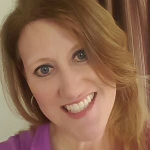 Meet your Posher, Deanna