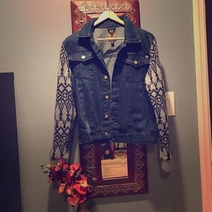 Men's xs I loved it and worn it