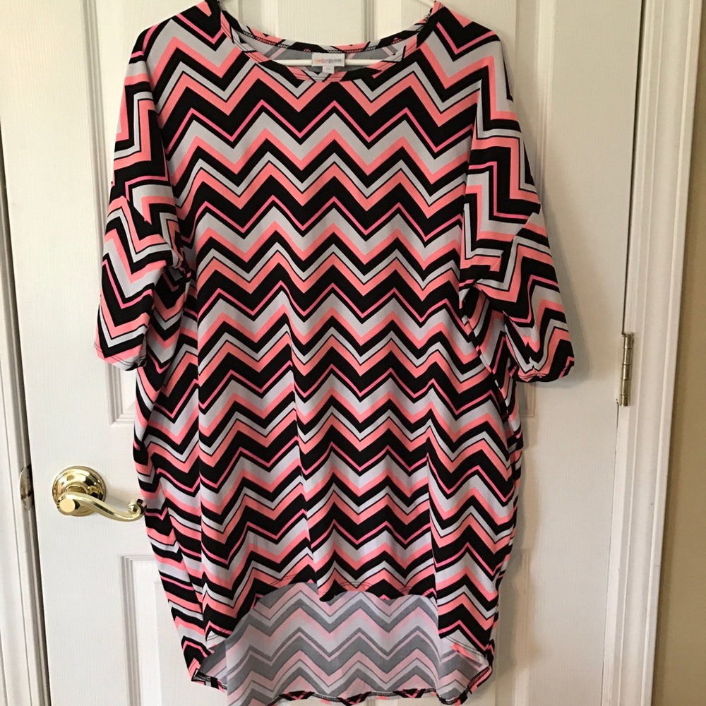 LulaRoe Chevron Irma Size Medium