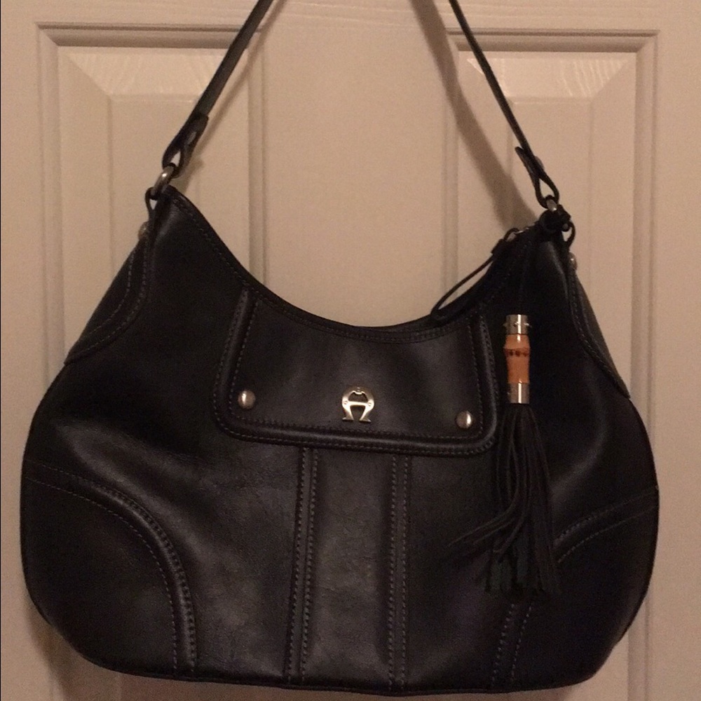 Etienne Aigner black leather purse