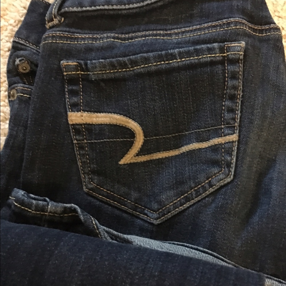 American eagle size 2 short artist jeans
