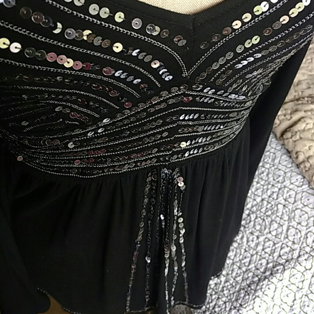 Top sequence Black USA San Joy