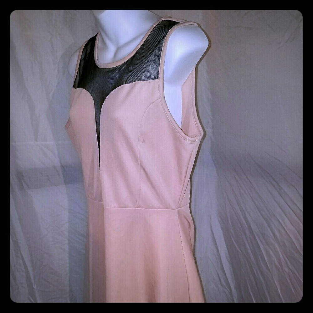 Classy pink dress lg