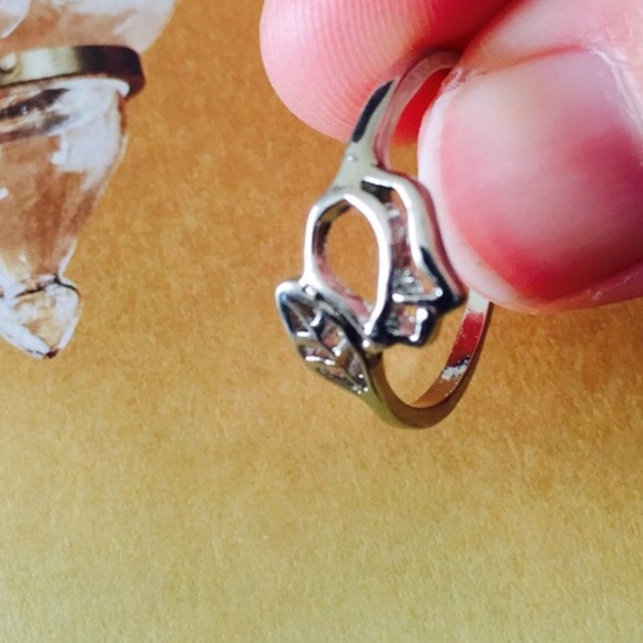 ❗️Boho Rose Ring Size 8 - Picture 2 of 2