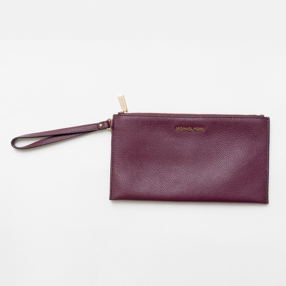 Like NEW - Michael Kors Plum Large Wristlet