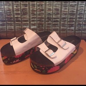 Floral print Platform Sandals