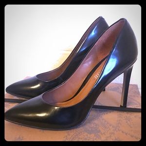 🔴Aldo Black Patent Leather Heels🔴