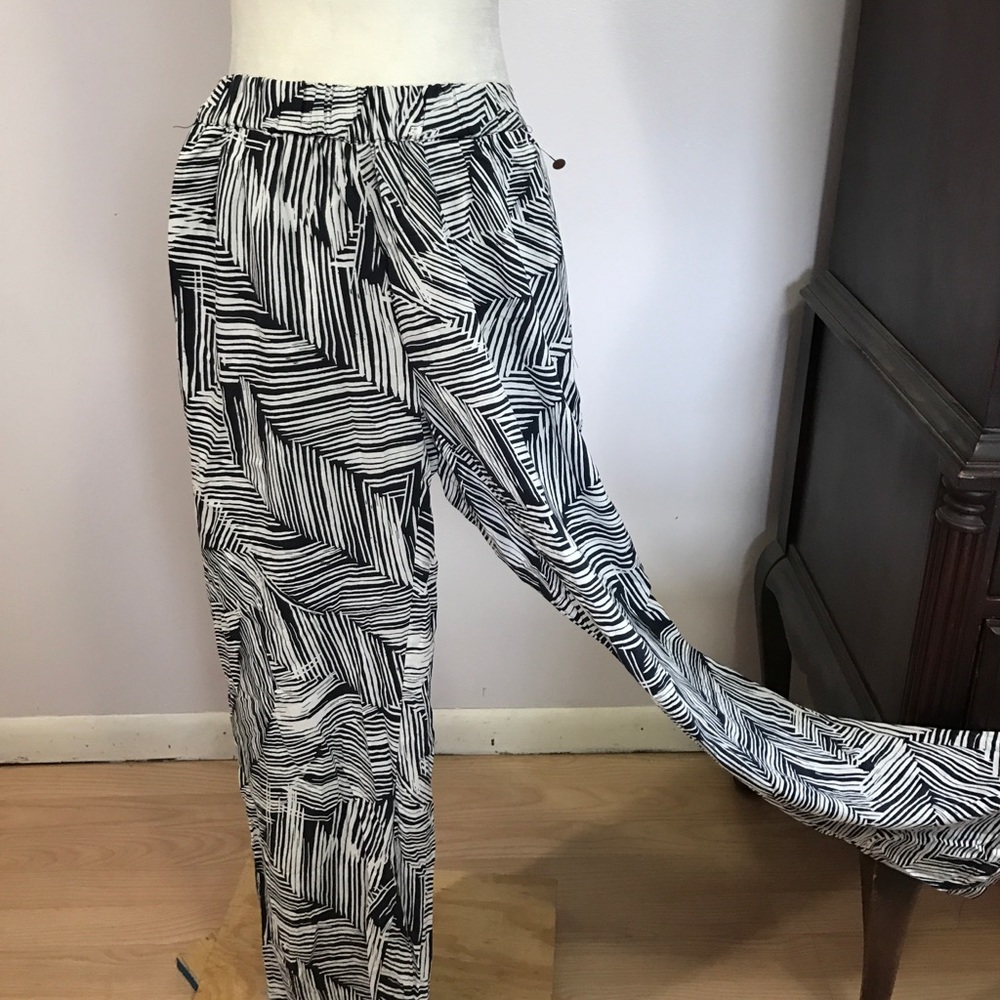 Vero  Moda Casual Viscose Pant- Sm NWT