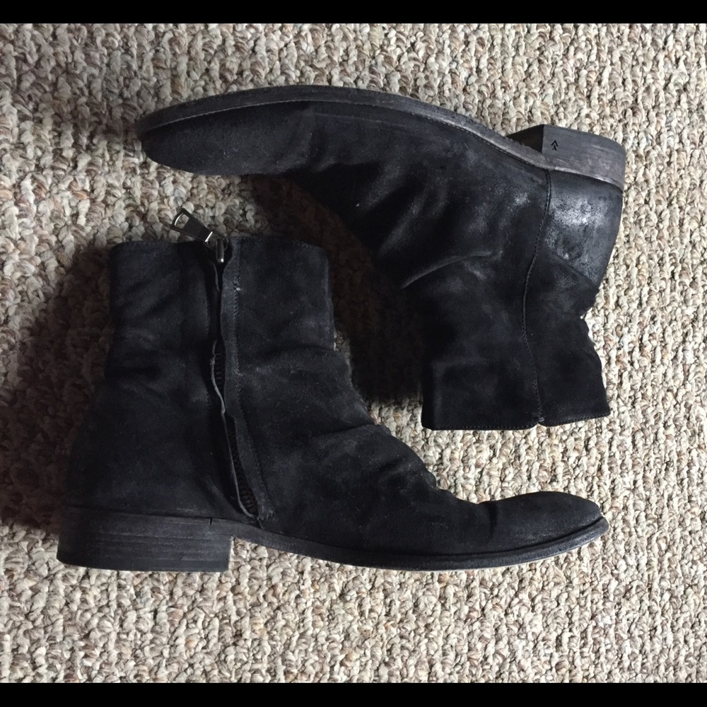 **CYBER MONDAY SALE** Suede Morrison Sharpei Boots