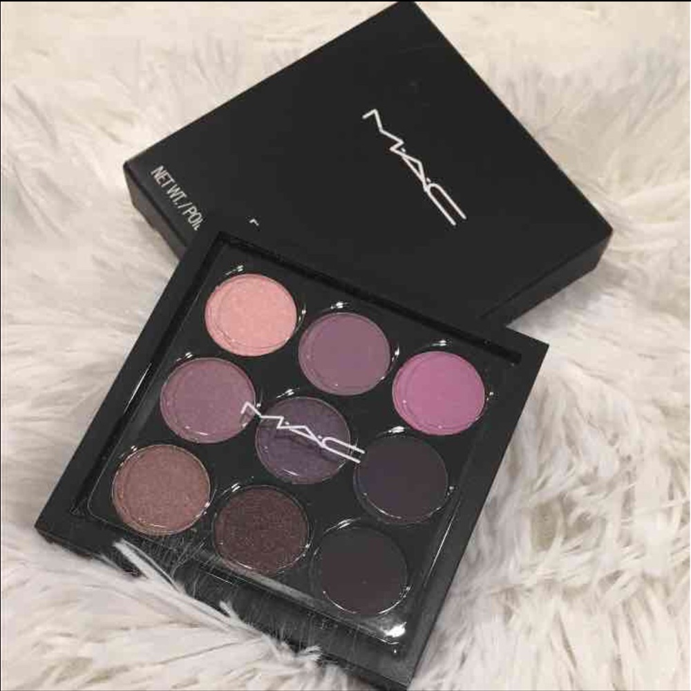 MAC purples eyeshadow pallet