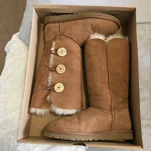 Bailey Button Ugg Boots (authentic)