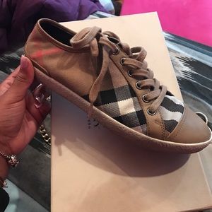 Burberry Sneakers