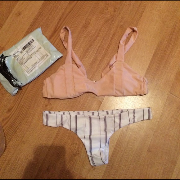 NWT bikini - Picture 2 of 2