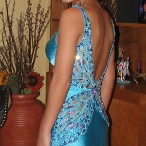 Blue Butterfly Detailed Prom Dress