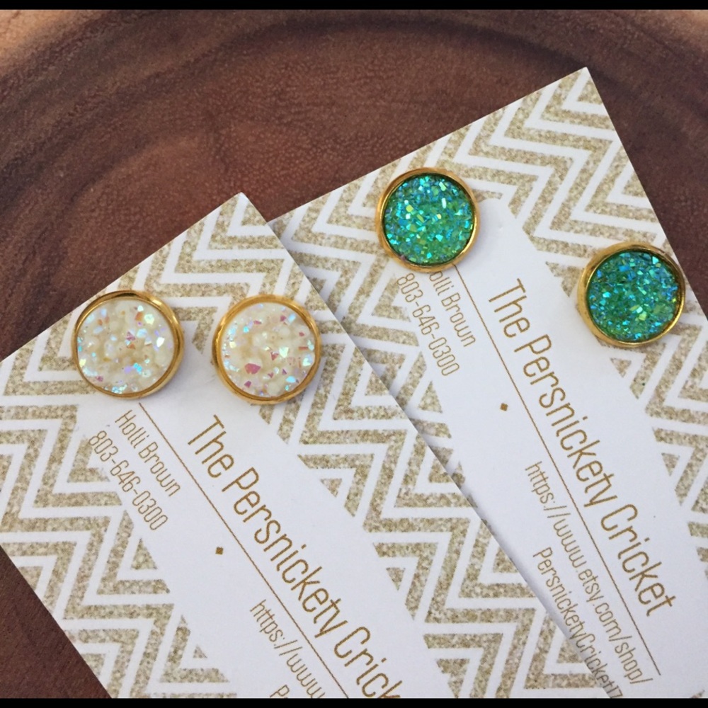 NWT 2 Pack Rock Earrings