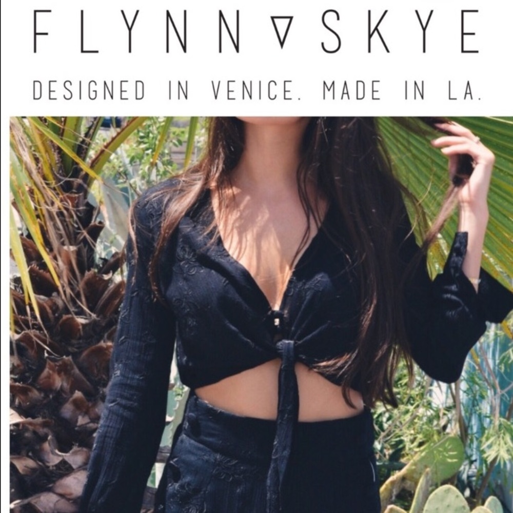 Flynn Skye Black Doodle NWOT