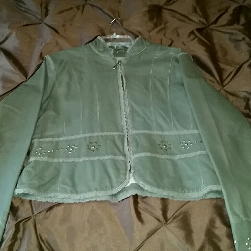 Distressed leather crop jacket - Picture 4 of 4
