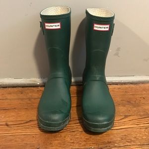 Hunter Boots size 9 Green