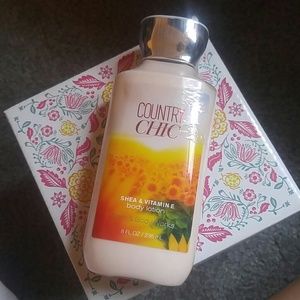 NWT retired bath and body works lotion