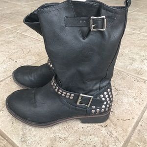 Black Biker Boots with Buckle Embellishment