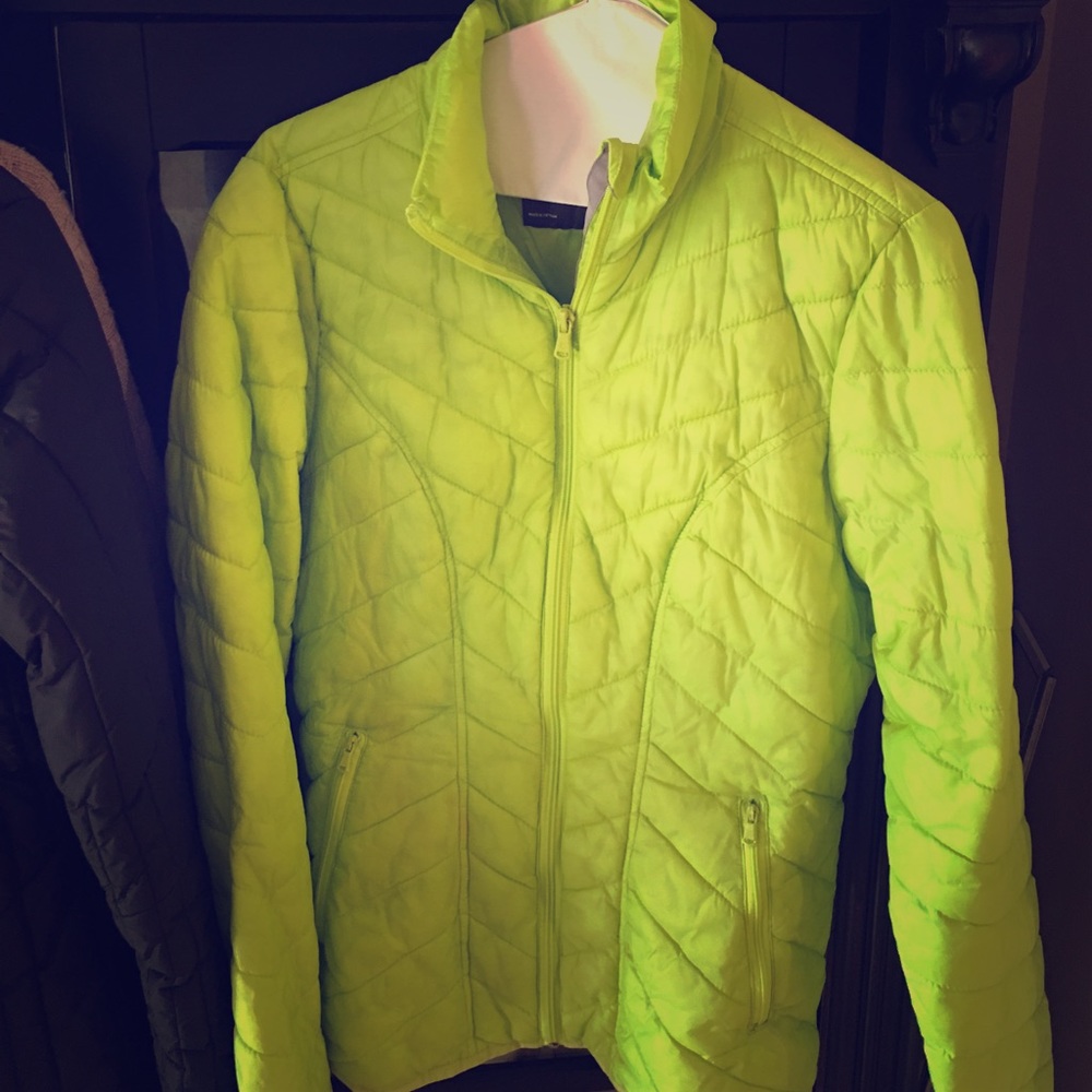LIKE NEW, packable lightweight puffer, small