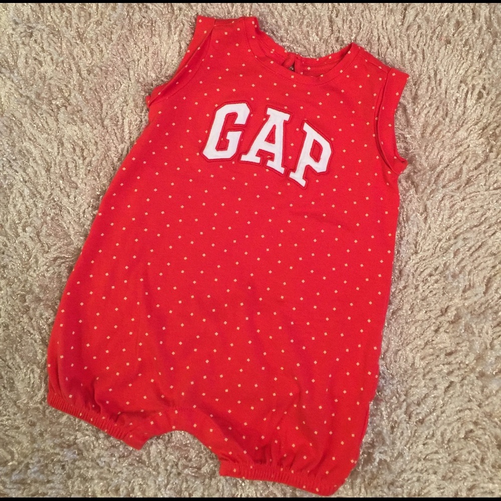 Gap Onesie, 6-12 mos