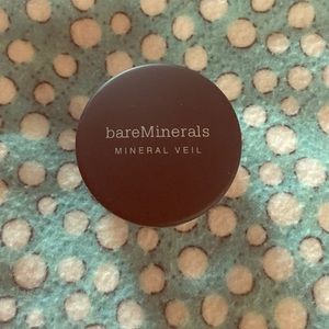 NEW BAREMINERALS MINERAL VEIL