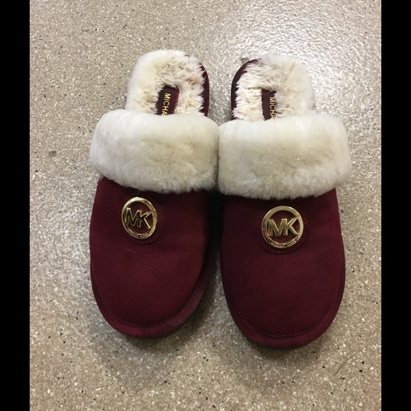 Michael Kors Shoes - Michael Kors slippers size 10