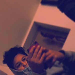 Meet your Posher, Santi edwin