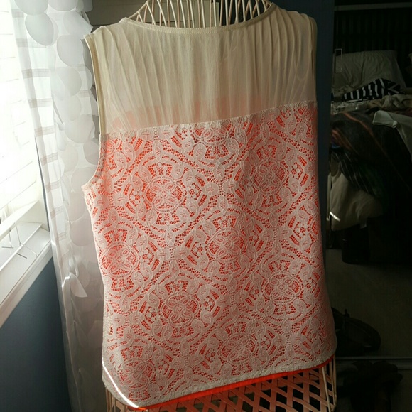 So unique..silk with cool lace overlay - Picture 2 of 3