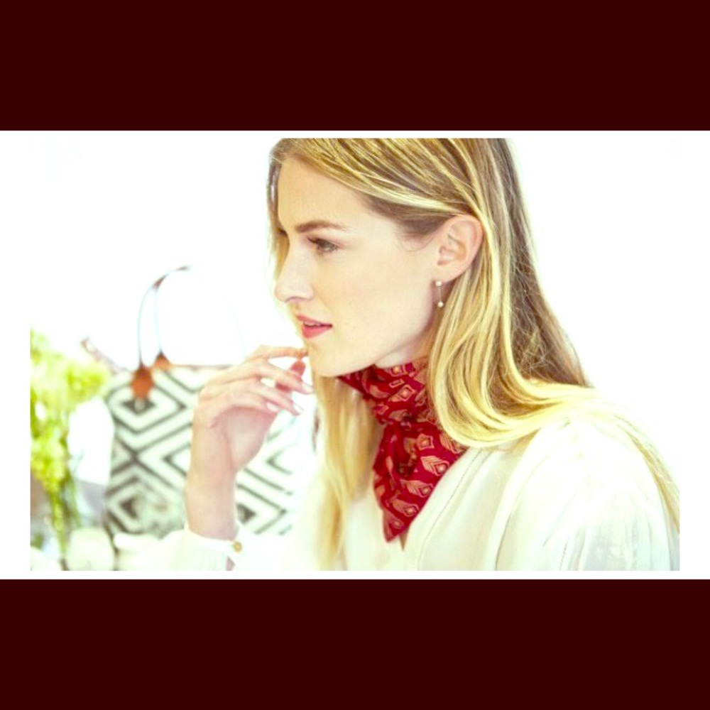 Symbology Box of Style 2017 feather printed scarf