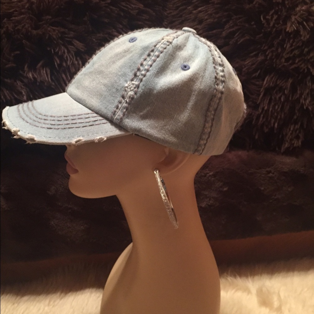 Jean Cap - Picture 2 of 3
