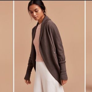 Aritzia Wilfred Diderot Sweater