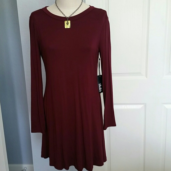 Lulus Dresses & Skirts - BUY 2 GET 1 FREE Lulu's Backless Dress