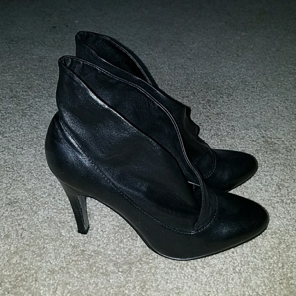 Report Bootie - Picture 2 of 4