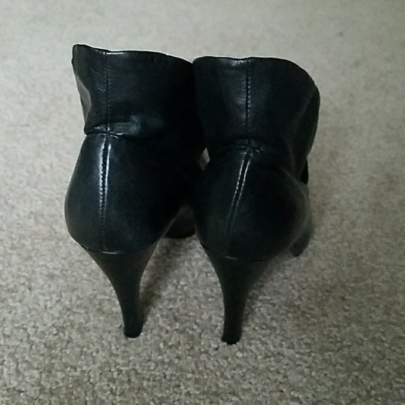 Report Bootie - Picture 3 of 4