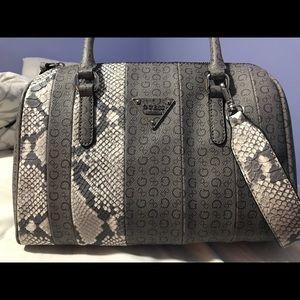 NWT Guess satchel